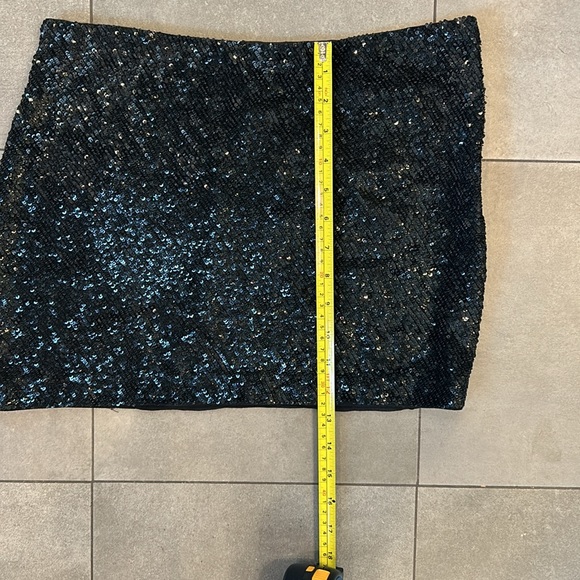 Haute Hippie Black Sequined Mini Skirt - Picture 8 of 9